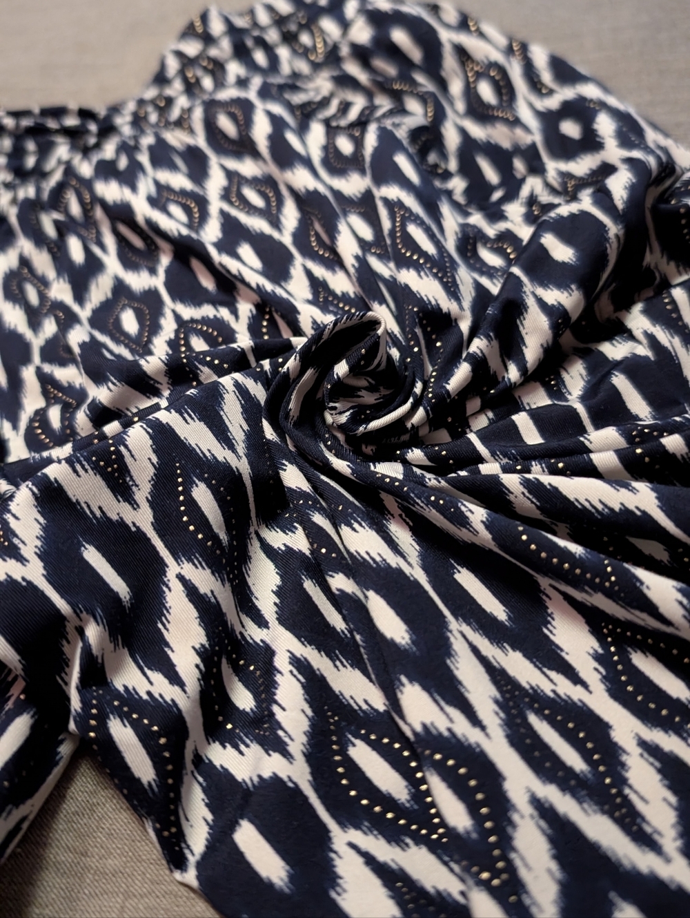 Design Lab Patterned Tapered Pants - Picture 3 of 6